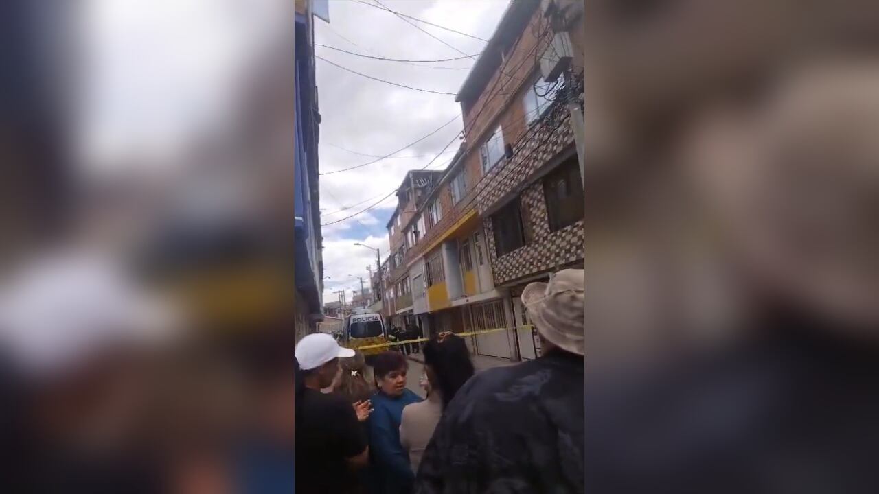 Las autoridades se encuentran en el sitio adelantando las primeras pesquisas de lo sucedido.