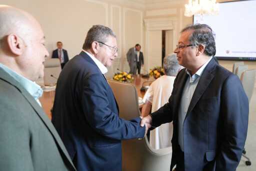 Presidente Gustavo Petro y partido Comunes