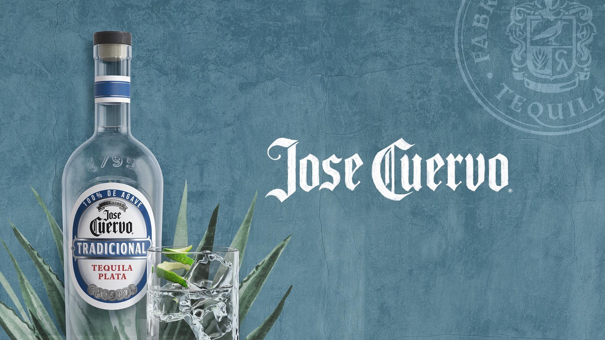 José Cuervo es una de las marcas más grandes y reconocidas de tequila en el mundo, y su producción y ventas son significativas tanto en México como a nivel internacional.