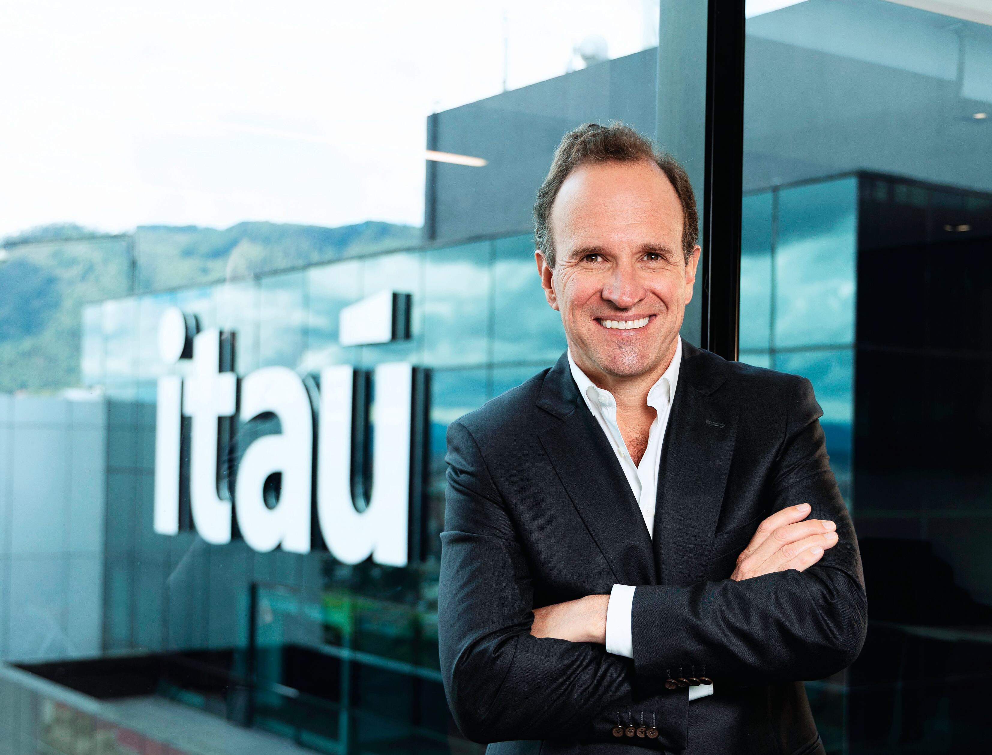 Grandes empresas están comprometidas en mantener la confianza, inversión y operación en el país