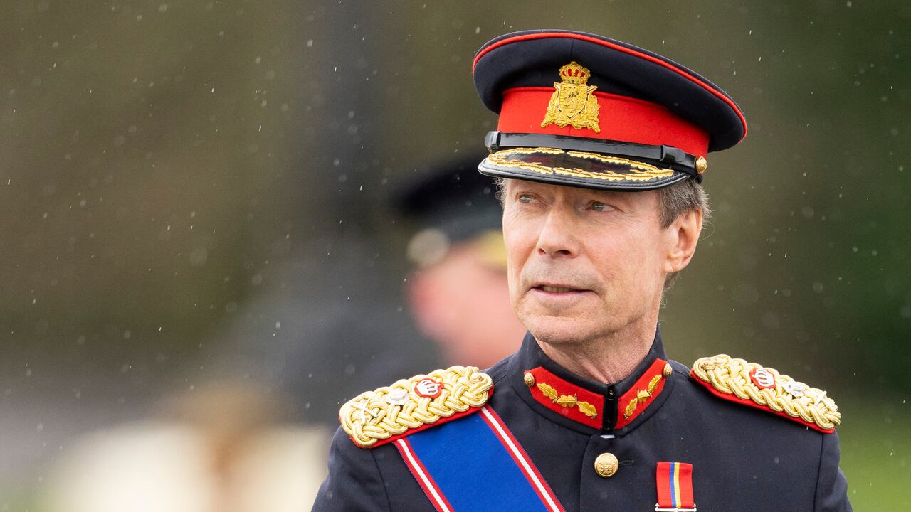 Enrique, Gran Duque de Luxemburgo asiste al 200º Desfile Soberano de la Real Academia Militar de Sandhurst en la Real Academia Militar de Sandhurst el 14 de abril de 2023 en Camberley, Inglaterra.