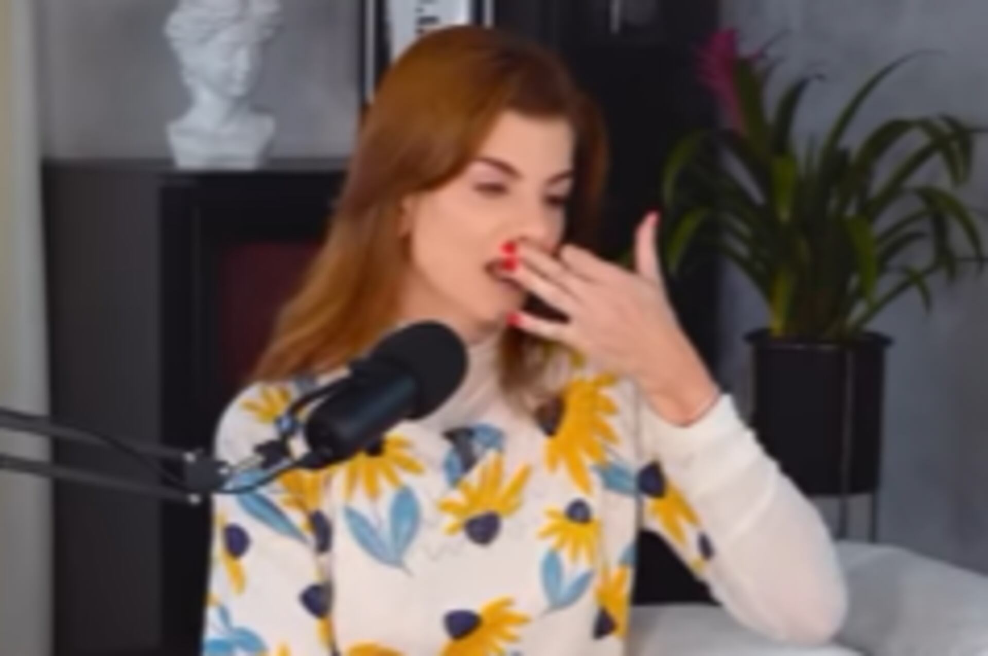 Carolina Cruz, en medio de lágrimas, confesó bullying que sufrió su hijo por enfermedad: “Mundo enfermo” - Semana