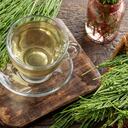 La cola de caballo es beneficiosa para el cabello y las uñas.