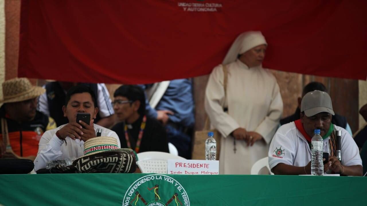 Duque llegó hacia las 10 de la mañana a Caldono en medios enormes tensiones