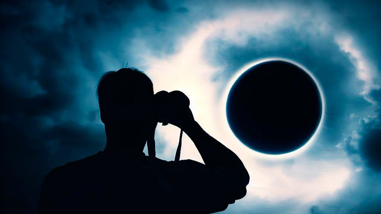 Se deben tomar medidas de seguridad para observar un eclipse de Sol.