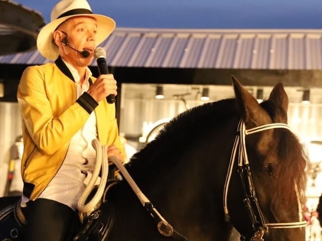 El empresario y ciclista abrió un nuevo negocio en el Oriente de Antioquia, se trata de ´la finca de Rigo´el nuevo parche en el oriente antioqueño, con restaurante, bar, buena música, tienda GO RIGO GO, taller de bicicletas, zona de Picnic, granja con animales, pista de BMX, buenos parqueaderos y el hogar de su nuevo perro.