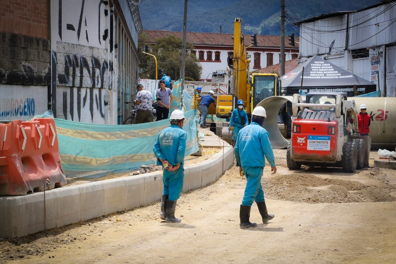 Bogotá ya trasladó el 53 % de las redes matrices de acueducto y redes troncales de alcantarillado pluvial y sanitario para darle paso a la primera línea del Metro