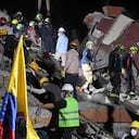 Cali: Luego de 72 horas del terremoto que afectó a la ciudad, el grupo de rescatistas y voluntarios continúa en su ardua labor durante día y noche, jornadas interminables con héroes invisibles que lo dan todo por rescatar con vida a los sobrevivientes