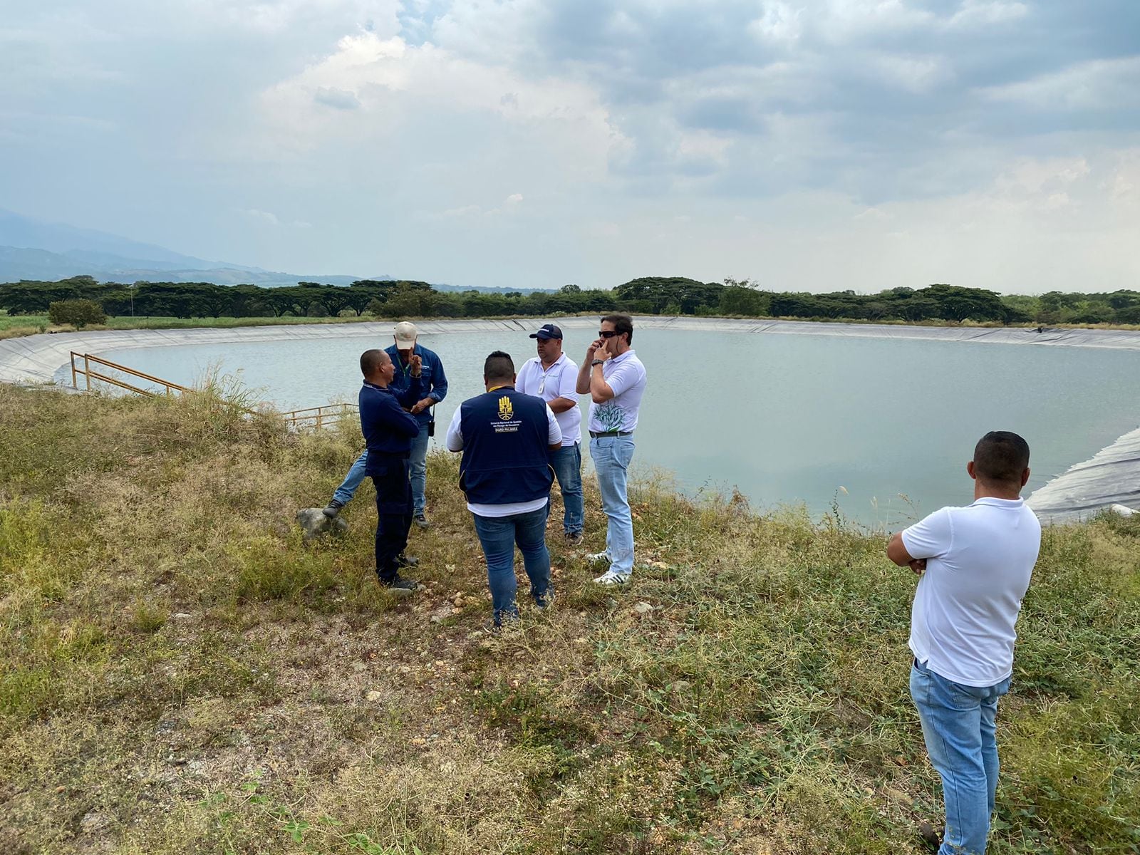 Incendio en la zona rural alta de Palmira