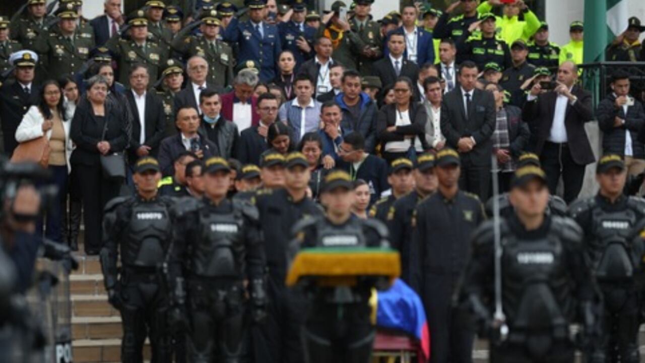 Despedida de policía asesinado en Caquetá.