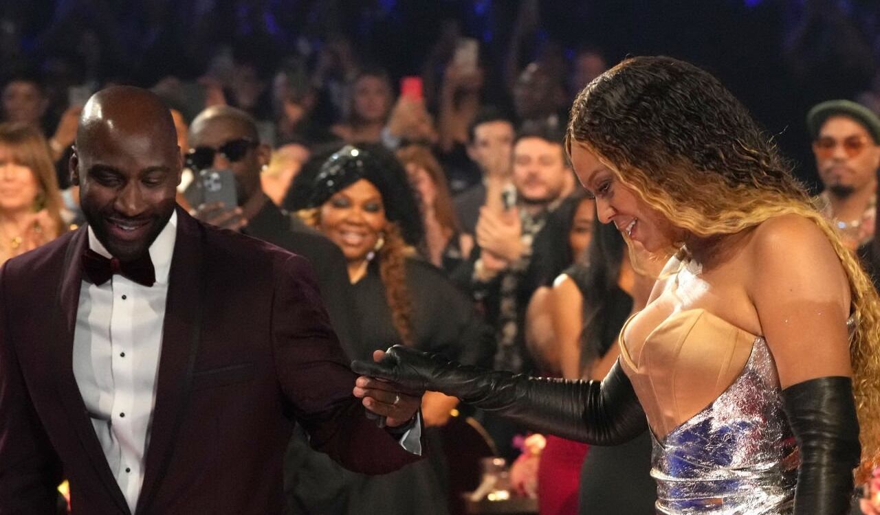 Beyoncé fue ovacionada por los asistentes a los Premios Grammy, tras ganar el de mejor álbum de música Dance y Electrónica