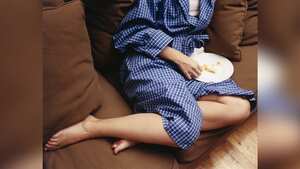 La vida sedentaria y la alimentación poco saludable, son hábitos nocivos que los expertos aconsejan eliminar. Foto: Getty images.