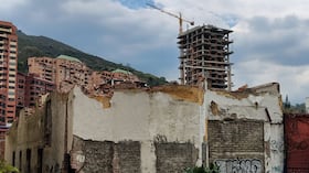 El predio, que ya había sido reportado por su estado de abandono, quedó con una mayor parte de la estructura destruida después del terremoto.