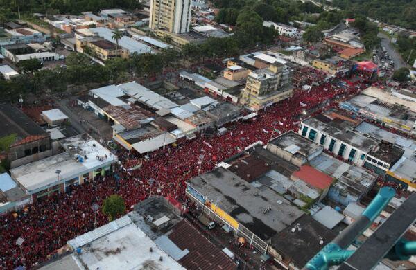 El presidente venezolano, Hugo Chávez, en la ciudad de Maturín, Estado Monagas venezuela.