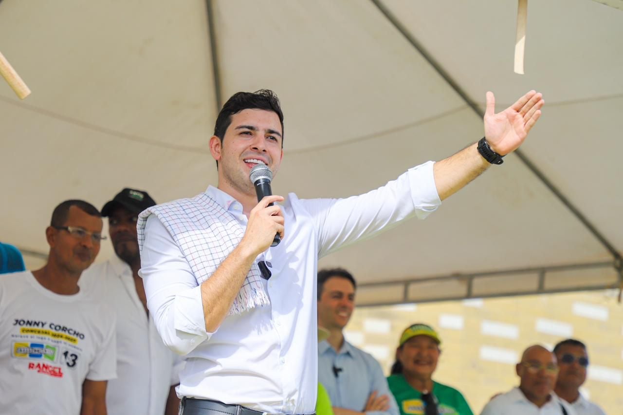 En sus propias palabras, "No coman cuento", Restrepo insta a la ciudadanía a no dejarse influenciar por los rumores y a respaldar su propuesta con la fuerza de la gente.