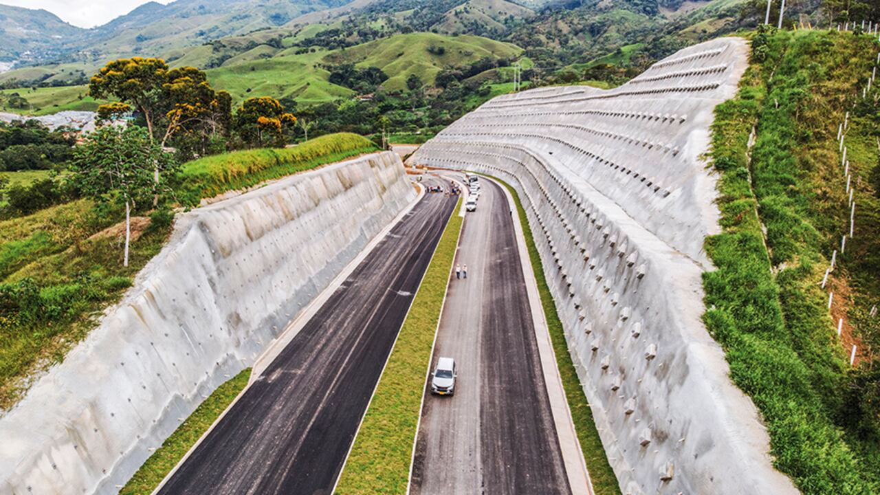 Construcción y explotación de minas y canteras, sectores que en el pasado fueron los motores para la atracción y desarrollo de inversión, tuvieron resultados preocupantes en el segundo trimestre: -3,5 y -10,2 por ciento, respectivamente.