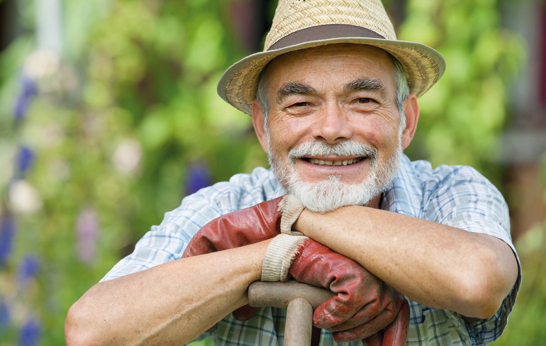 Lo realmente complejo se da en las personas que viven completamente solas y que no reciben ni  siquiera una vez al mes la visita de familiares o amigos: su riesgo de  muerte prematura es un 39 por ciento más elevado.