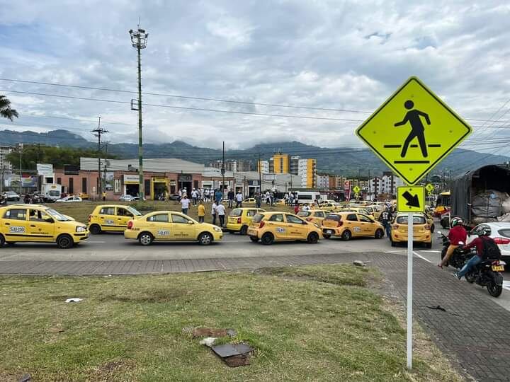 Las autoridades locales acompañan las manifestaciones para garantizar el sano desarrollo de las mismas