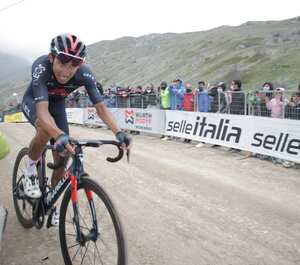 Egan Bernal, ataque etapa 9, Giro de Italia 2021