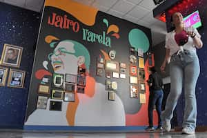 Con Clases de Baile y otras Actividades se conmemora el 11 Aniversario del Fallecimiento del Maestro Jairo Varela, Cientos de personas llegan al museo que lleva su nombre a rendirle homenaje al creador del Cali Pachanguero.