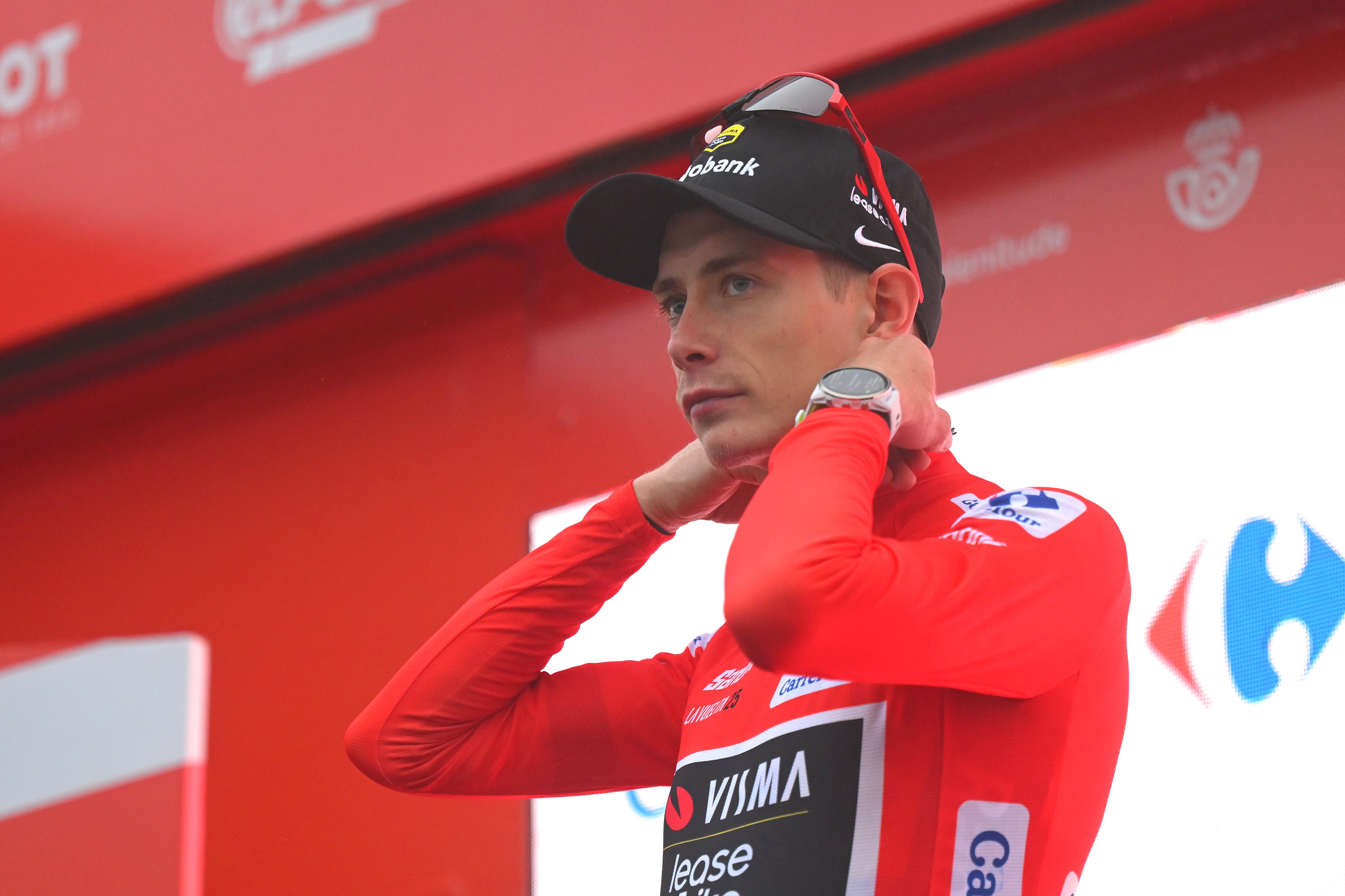 Jonas Vingegaard, nuevo líder de La Vuelta a España 2025.