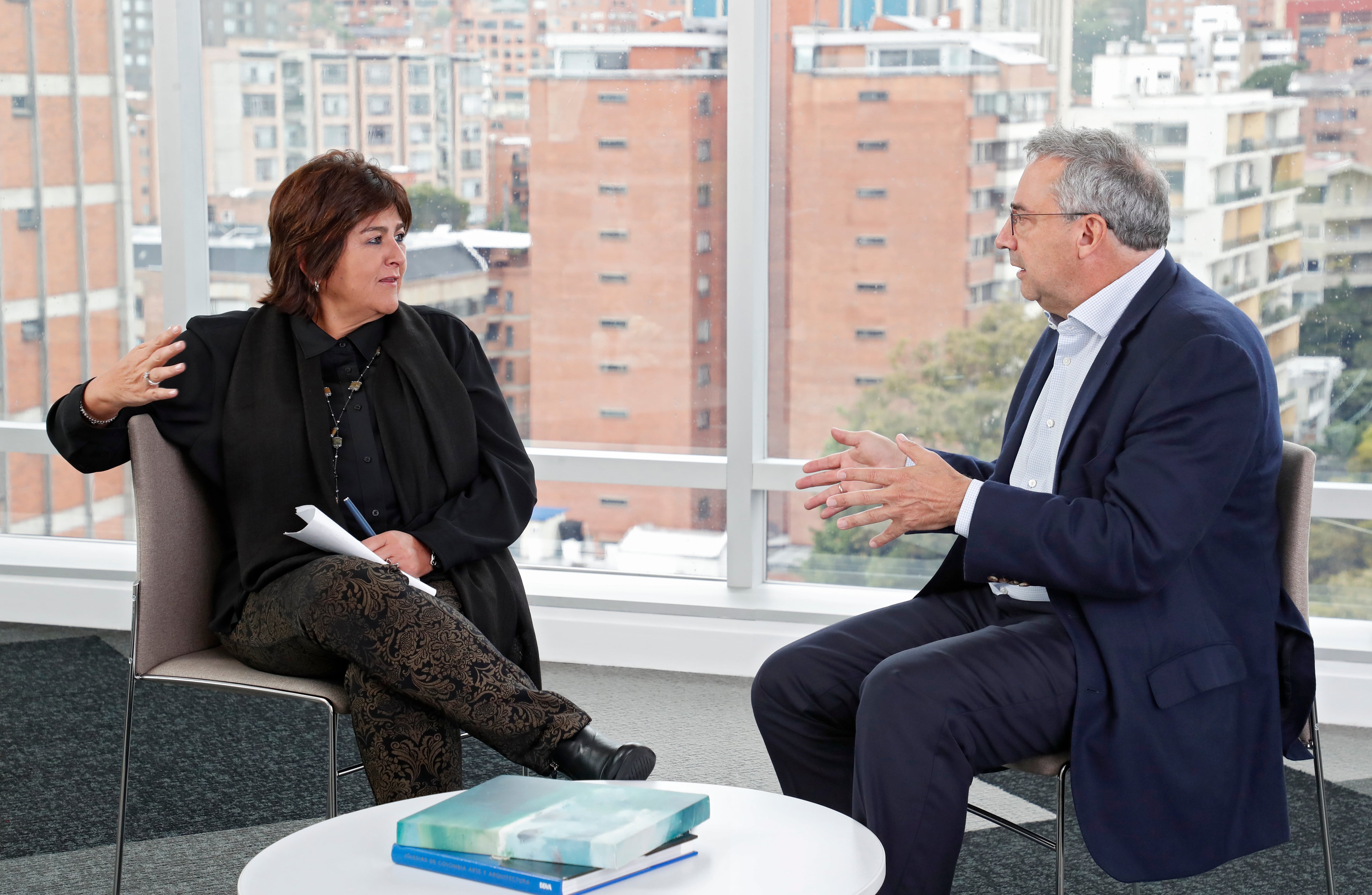 María Lorena Gutiérrez, presidenta de Corficolombiana, y Carlos Enrique Cavelier, presidente de Alquería
