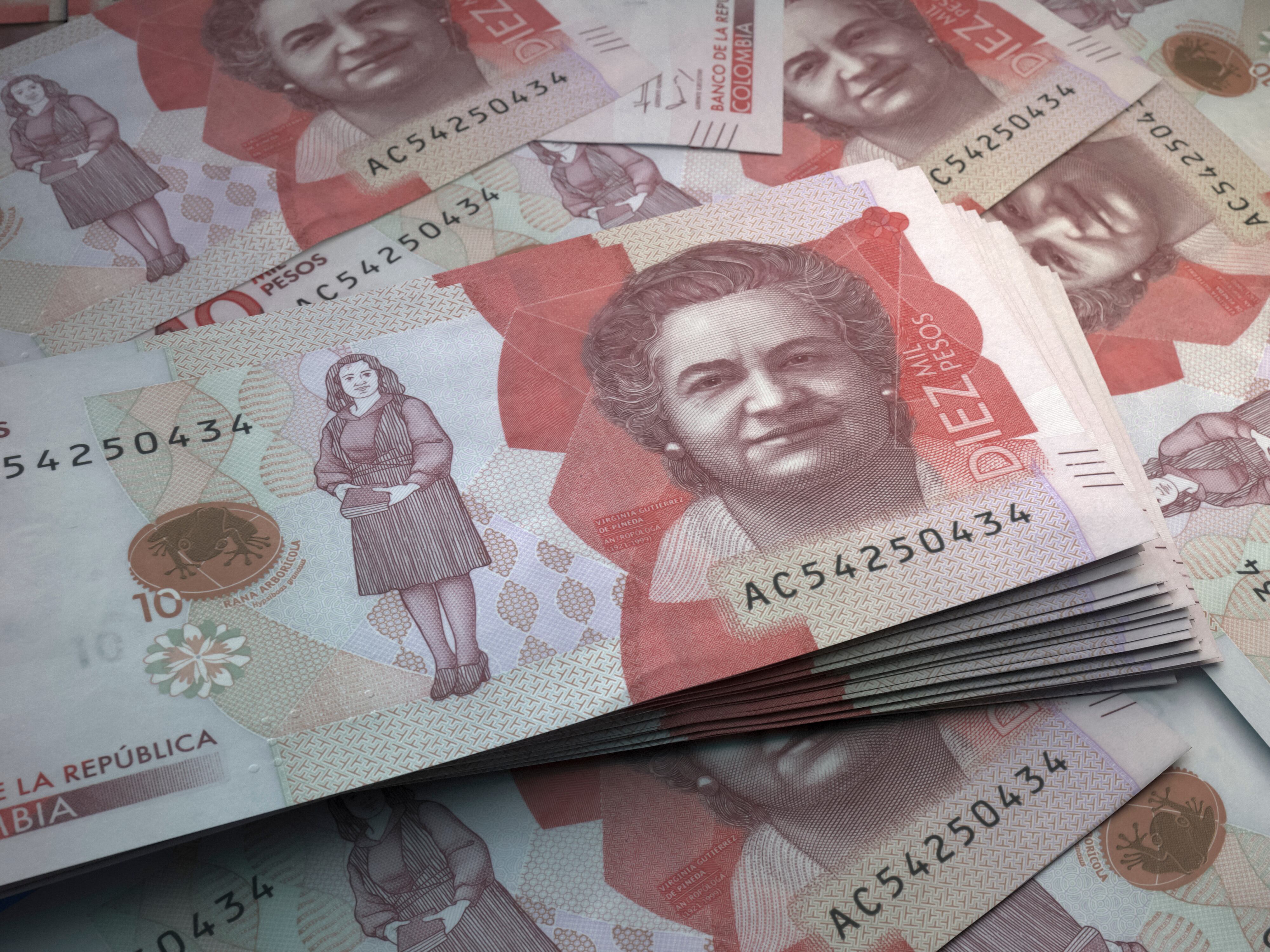 déficit dinero Colombia