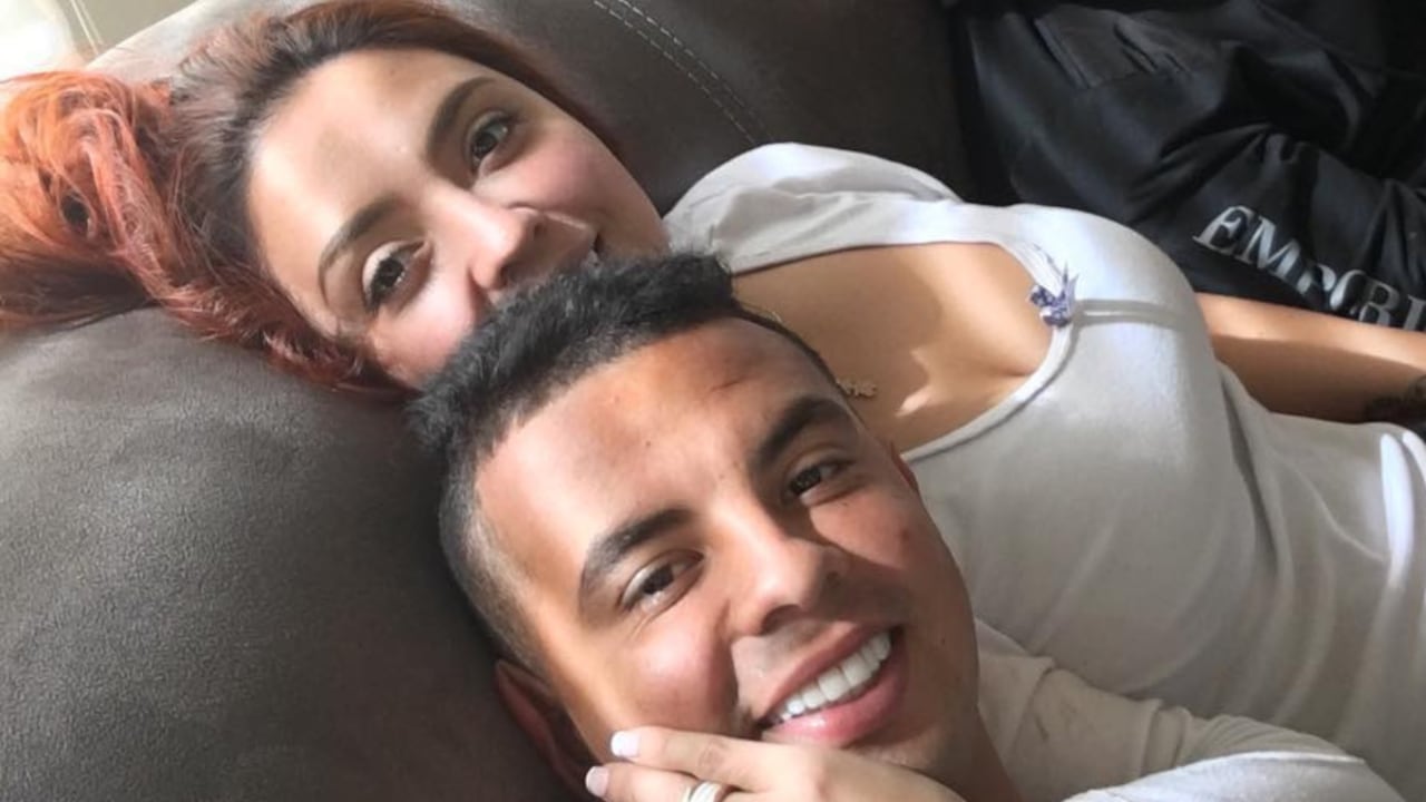 La esposa del famoso jugador del Atlético Nacional publicó explosivo mensaje.