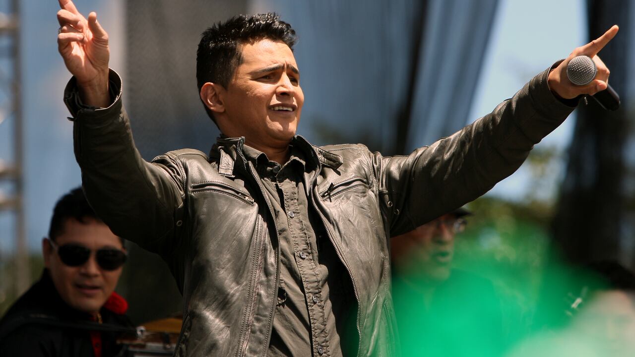 Celedón recuerda: "A todos los de nuestra generación nos miraba como un padre y siempre que podía nos daba consejos".