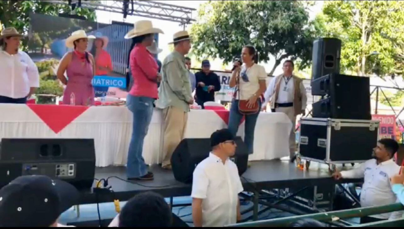EL expresidente Álvaro Uribe estuvo en el departamento de Casanare para impulsar las candidaturas de los integrantes del Centro Democrático.