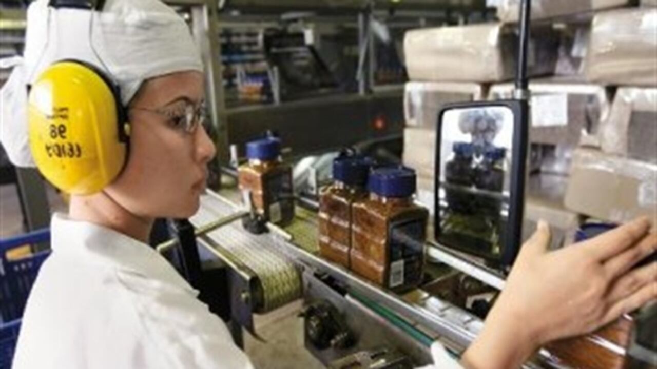 Hoy son cerca de 1.450 millones de consumidores de productos colombianos los que hay en todo el mundo, por lo que el país requiere de una gran cuota de innovación y uso de la tecnología para que los productos colombianos tengan un valor diferente en el mercado internacional.