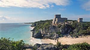 La pareja británica hizo un viaje de dos horas desde Cancún hasta Tulum (México).