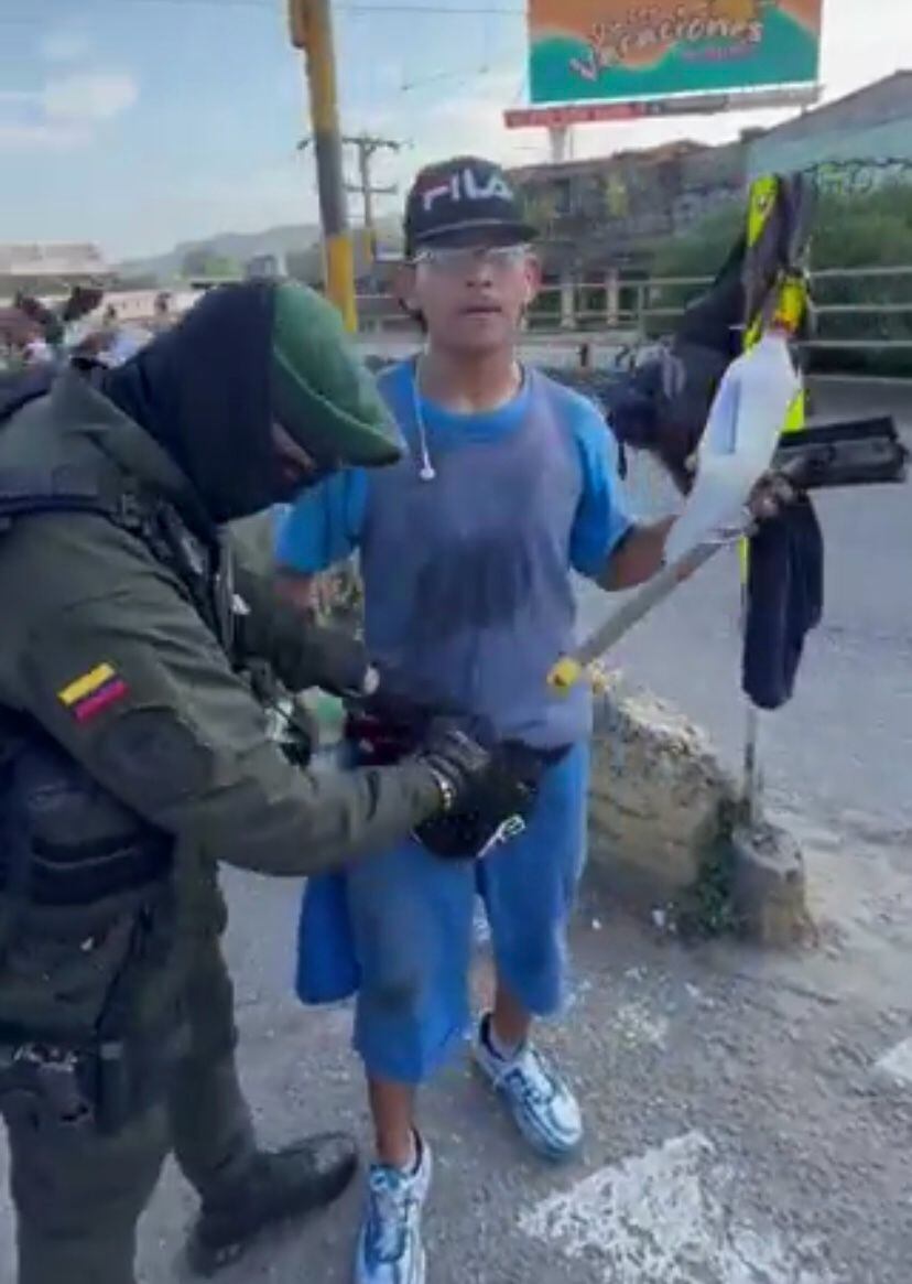 Operativo de la Policía de Ibagué contra limpiavidrios