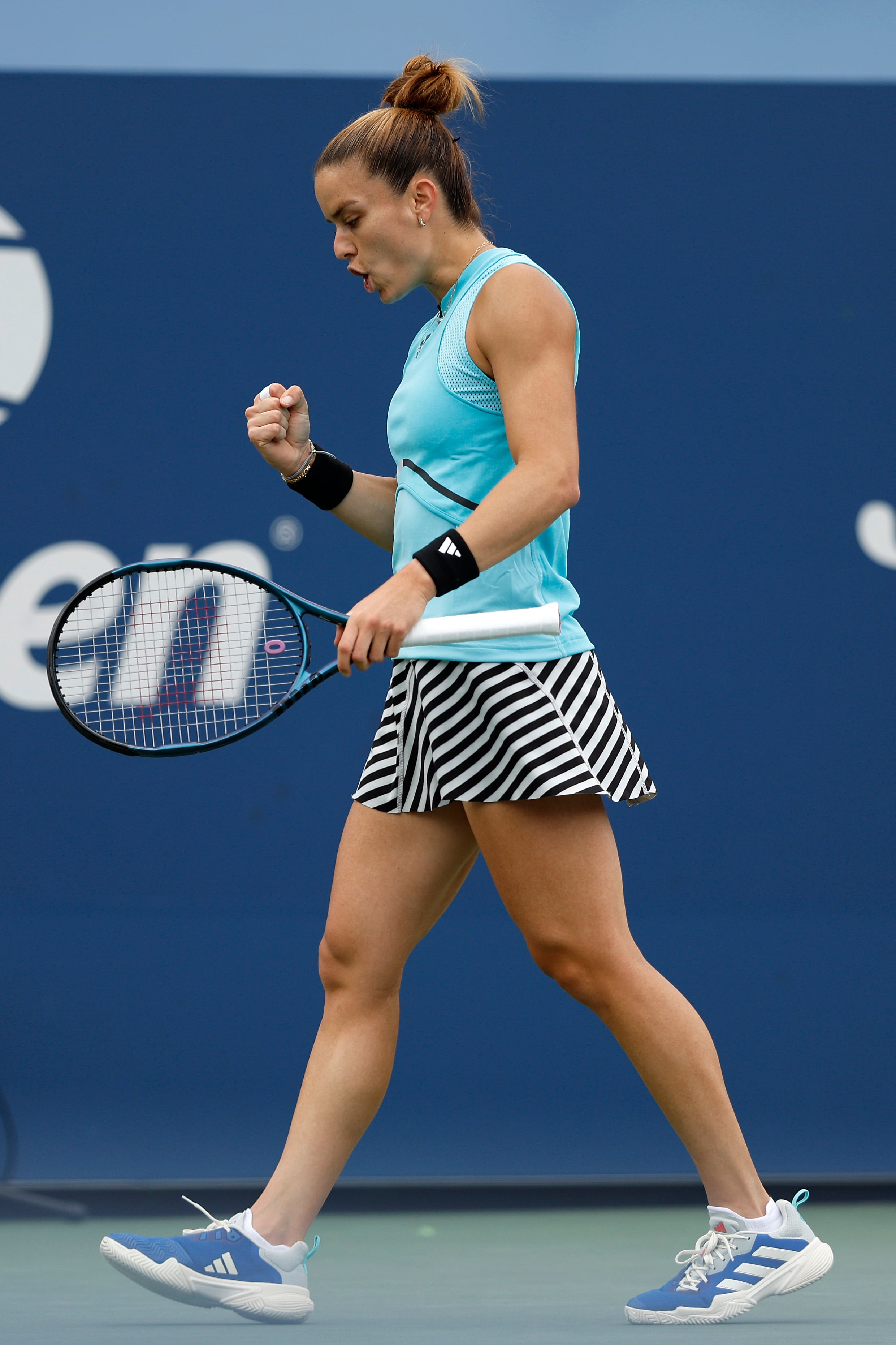 Maria Sakkari de Grecia celebra un punto contra Rebeka Masarova de España durante su partido de primera ronda de individuales femeninos el primer día del Abierto de Estados Unidos de 2023 en el Centro Nacional de Tenis Billie Jean King de la USTA el 28 de agosto de 2023. en el barrio de Flushing del distrito de Queens de la ciudad de Nueva York. (Foto de Sarah Stier/Getty Images)