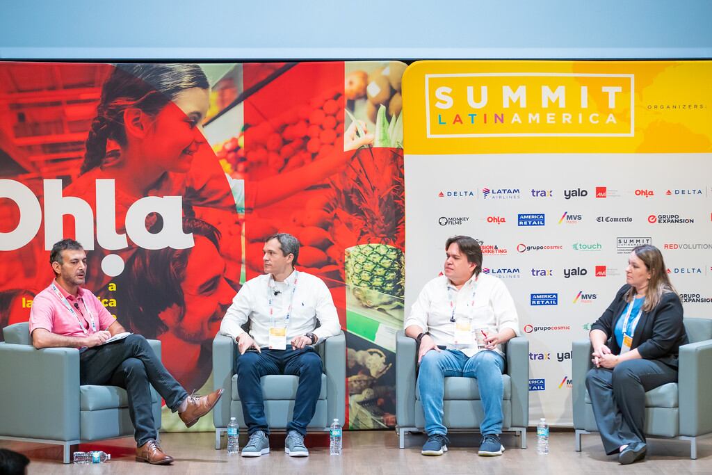El evento tiene lugar en la Universidad Internacional de la Florida