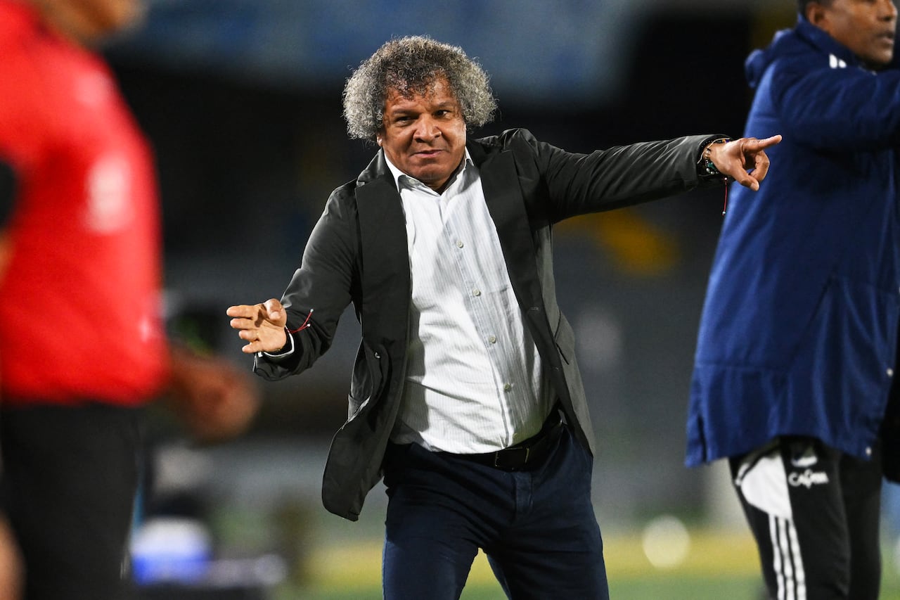 Alberto Gamero en el partido entre Millonarios y América Mineiro por la fase de grupos de la Copa Sudamericana 2023.