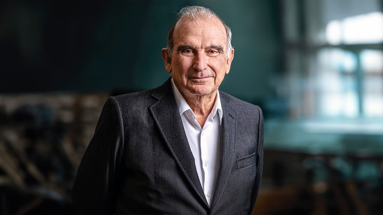 Humberto de la Calle conoce a la perfección el funcionamiento del sistema electoral colombiano. Pide al presidente Petro mesura en sus declaraciones. 