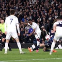 Luis Sinisterra marcó gol ante el Nottingham Forest.