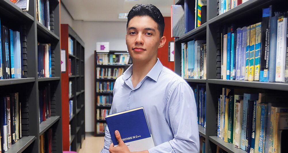 Samuel Bermúdez, egresado del Colegio Boston Internacional