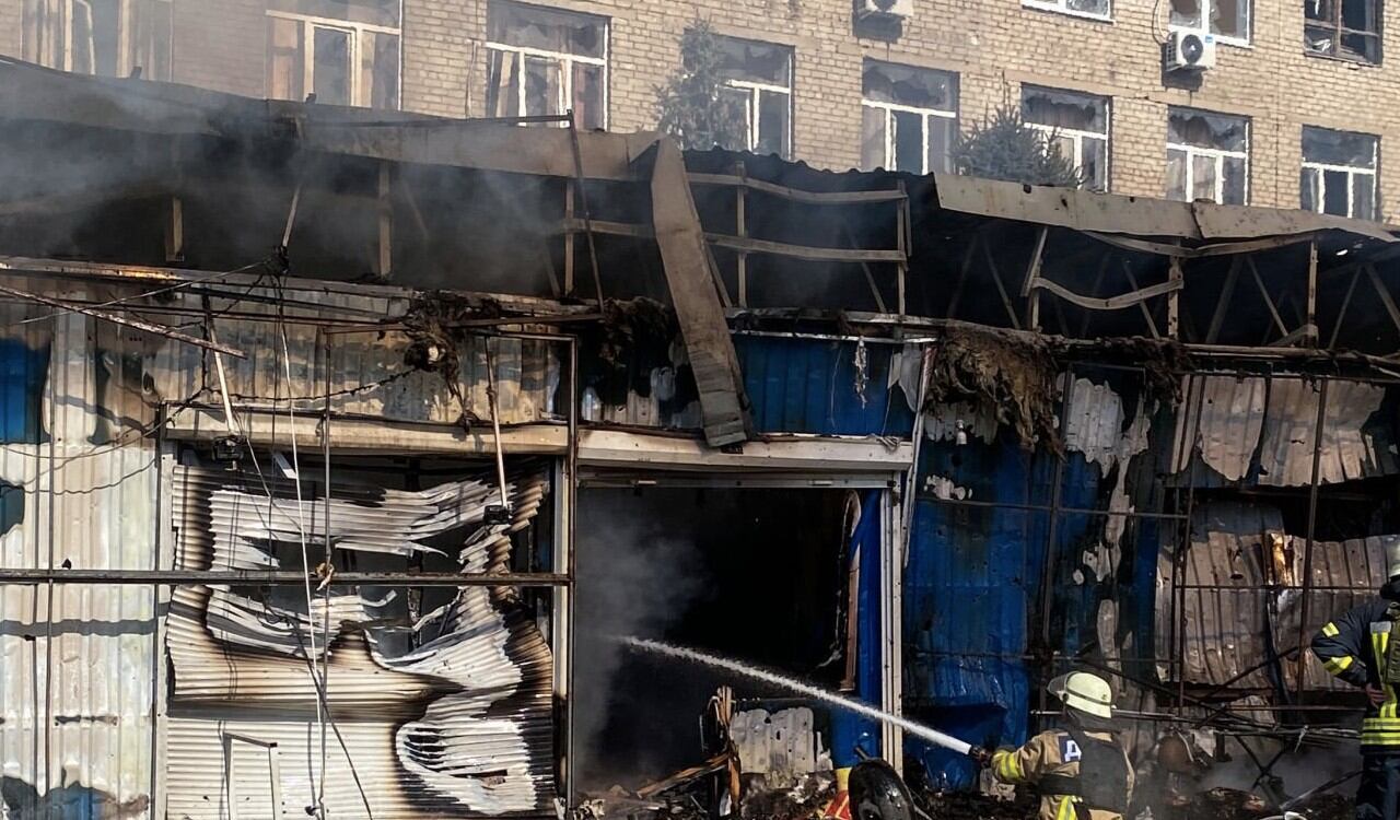 En el lugar solo se encontraban civiles haciendo sus compras matutinas