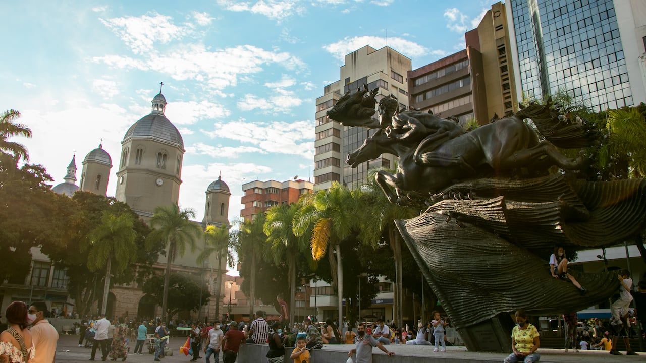 Invest Pereira, Especial Inversiones