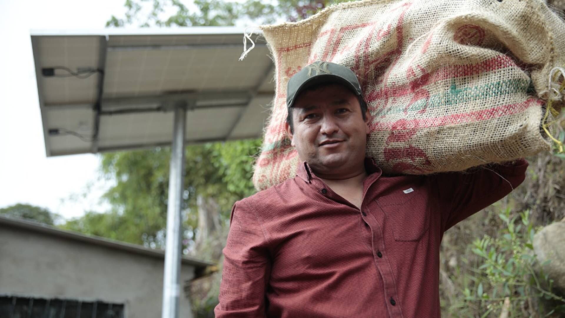 Desde agosto de 2018, el Gobierno ha llevado el servicio de energía eléctrica a más de 76.000 hogares en todo el país.