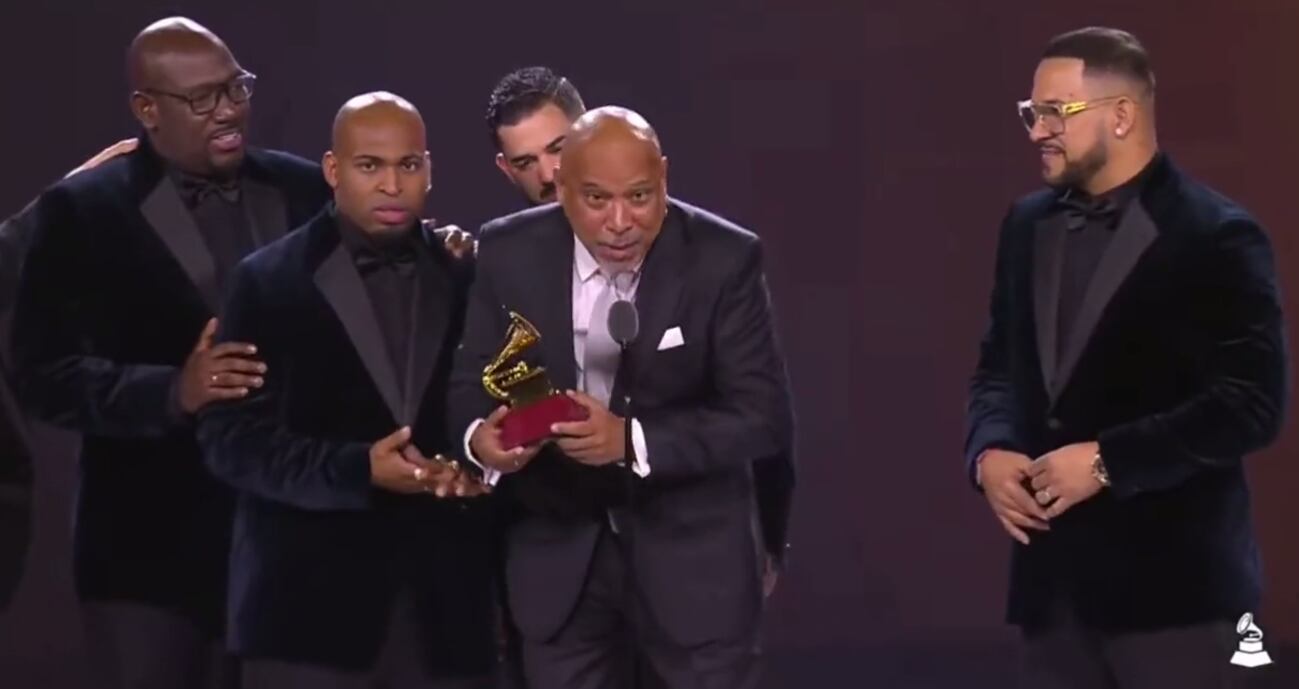 El premio lo lograron con su álbum 'Sinfónico'.