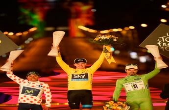 Los campeones de la montaña, la general y la regularidad.