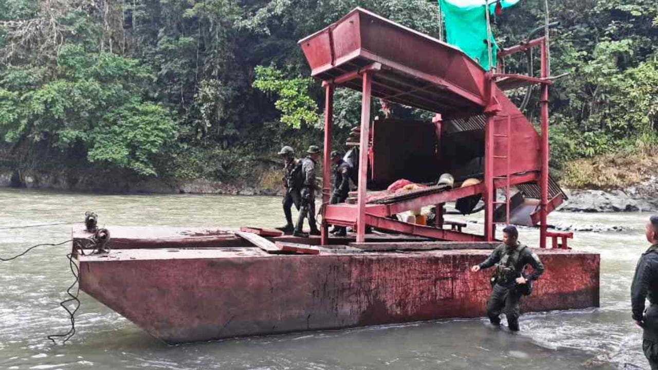Según Corpoamazonia, la minería ilegal es uno de los mayores problemas medioambientales que se registran en el Caquetá. Foto ilustración: Ejército Nacional.