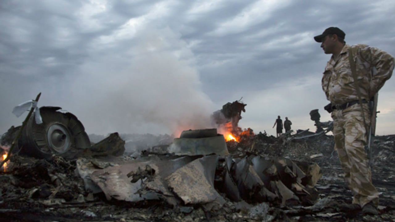El avión caído en Ucrania, una de las mayores catástrofes del año.