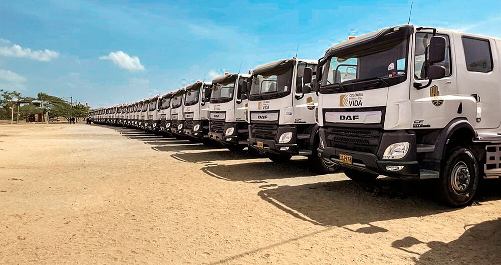 El pago de los 4.000 millones de pesos para los expresidentes del Senado Iván Name y de Cámara Andrés Calle habría salido del contrato para la compra de carrotanques, con sobrecostos y direccionado.