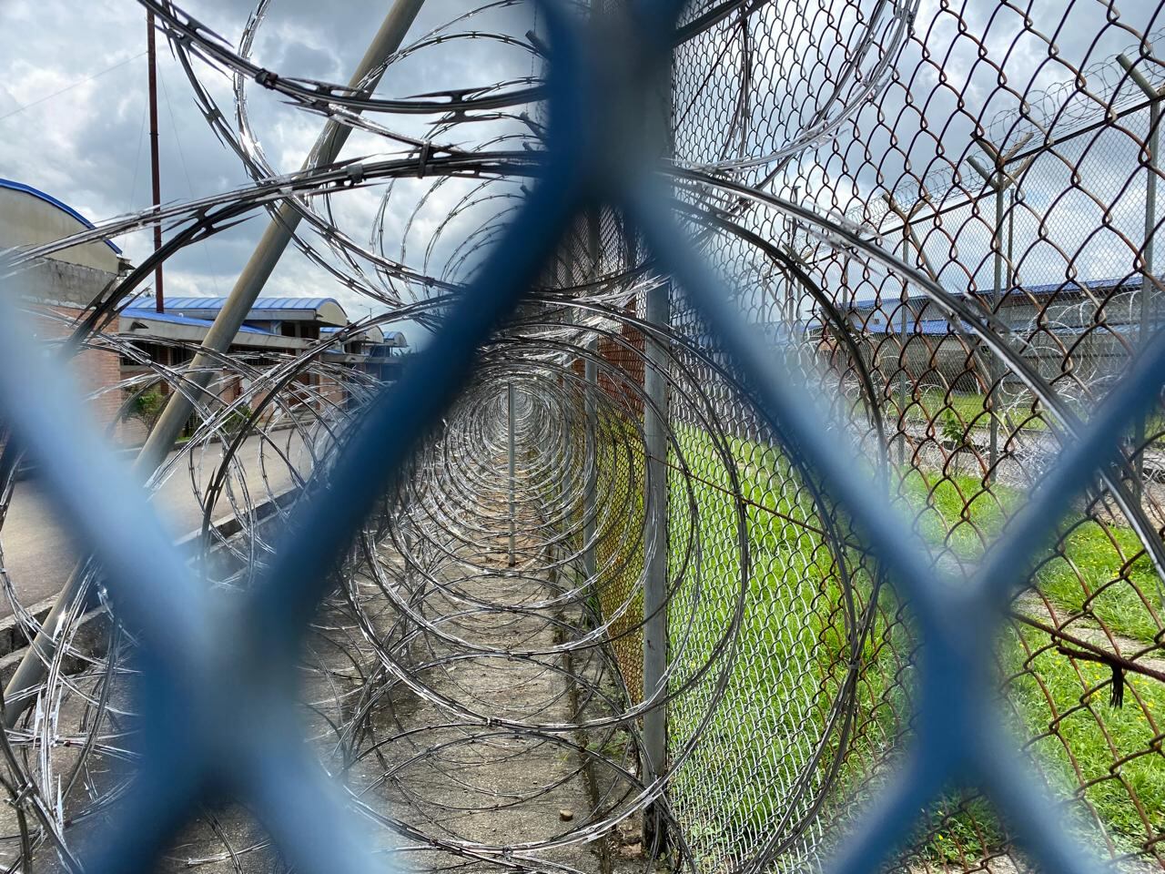 Cárcel y privados de la libertad en la cárcel de Acacías, Meta. Uspec entegó al Inpec instalaciones para el campamento de mujeres.