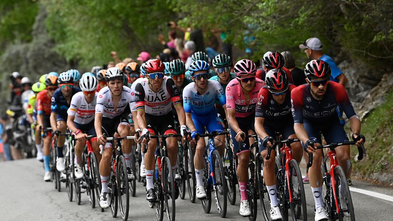 El pelotón disfruta este lunes 23 de mayo de un merecido día de descanso.