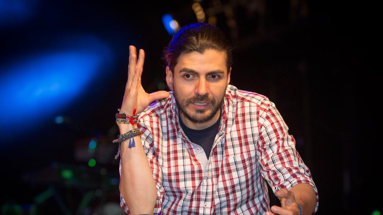 En entrevista, Vásquez contó que se sintió abandonado por el Estado y que vio a sus amigos perder mucho durante esta época.